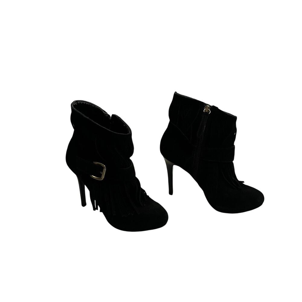 Guess “Callica” Ankle Boots Size 6 Genuine Leather Suede With Fringe And Buckle